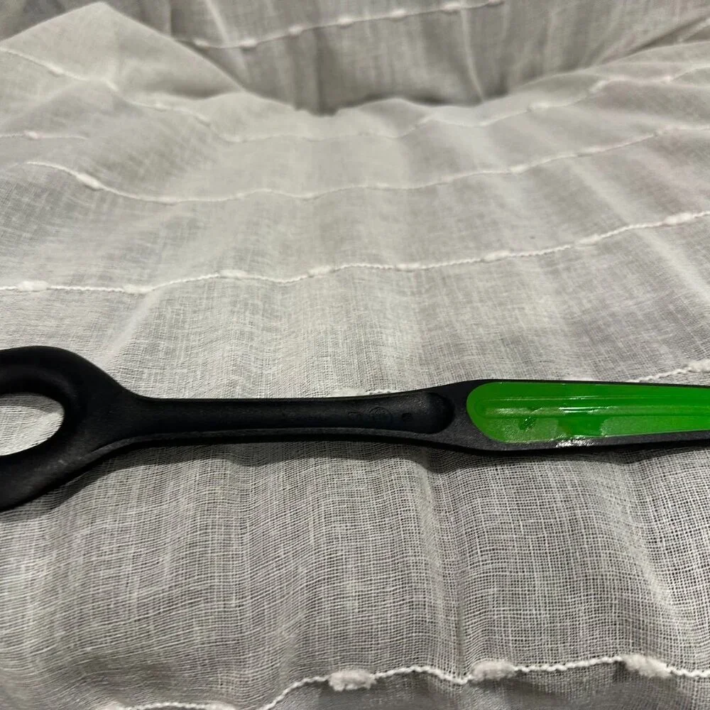 Tupperware Black Flow Thru Spoon Serving Utensil Slotted Hole with Green Handle